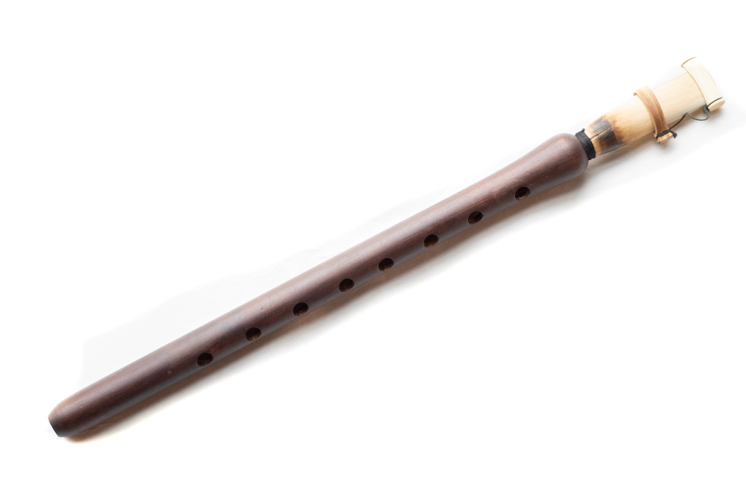 Дудук духовой музыкальный инструмент. Дудук деревянный духовой музыкальный инструмент. Дудук макарнас. Lele Tongtong.