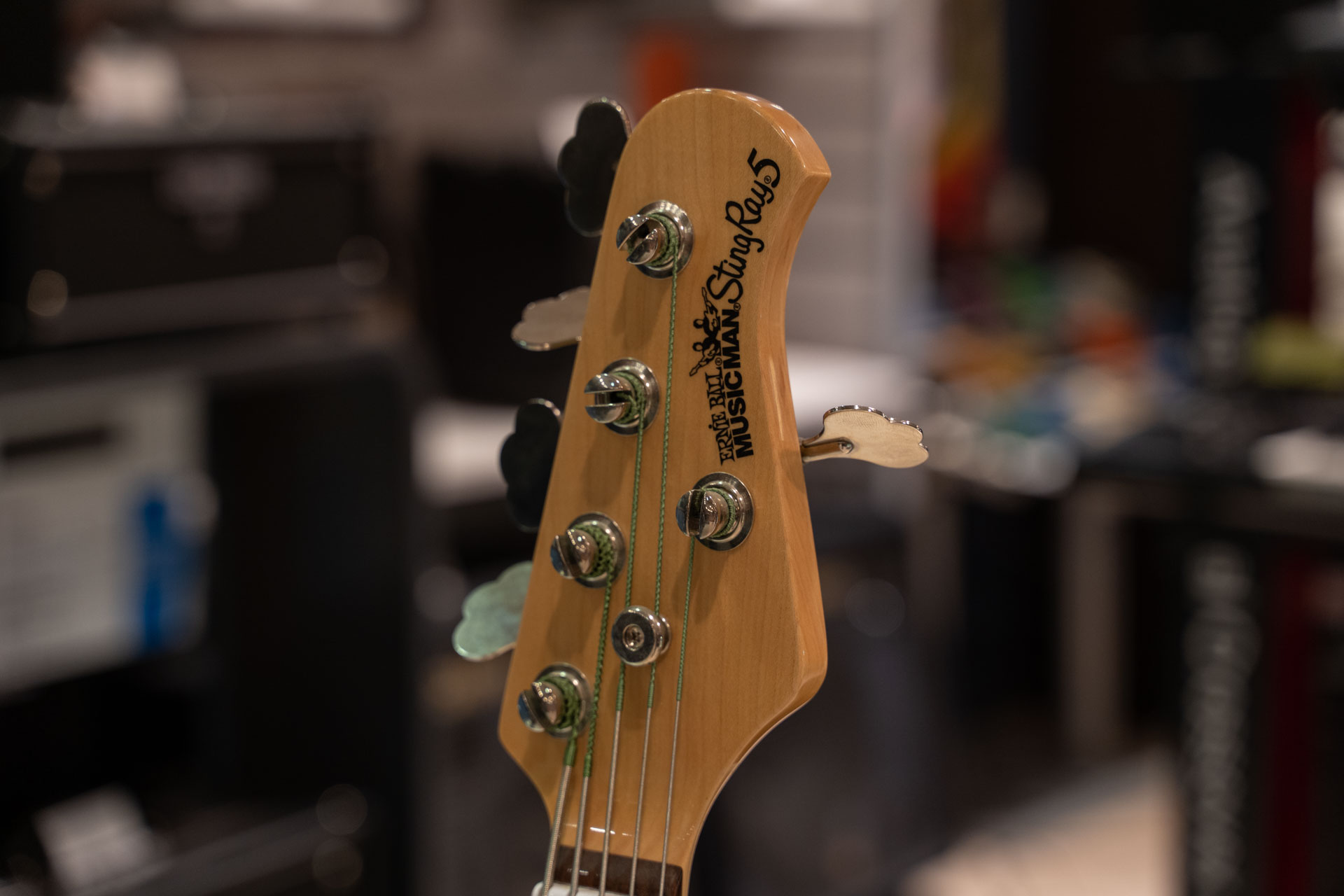 Music Man Sting Ray 5 HH USA 2006 бас-гитара