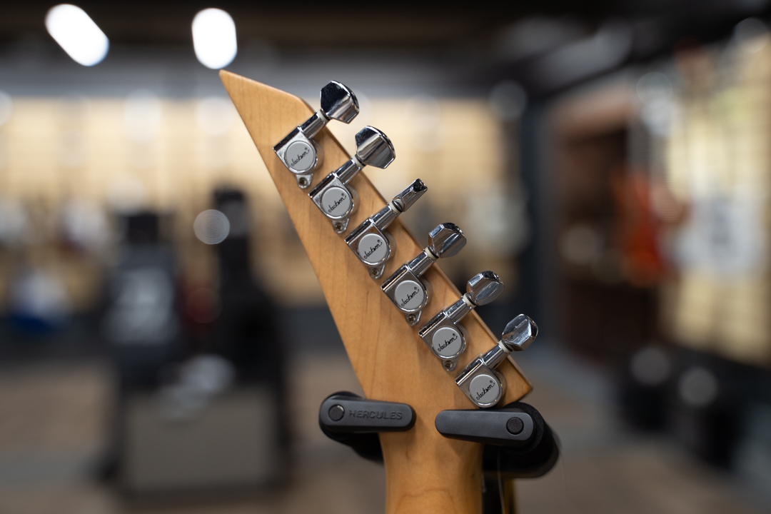 Jackson RR3 Eerie Dess Swirl Japan 2004 электрогитара. Чехол в комплекте