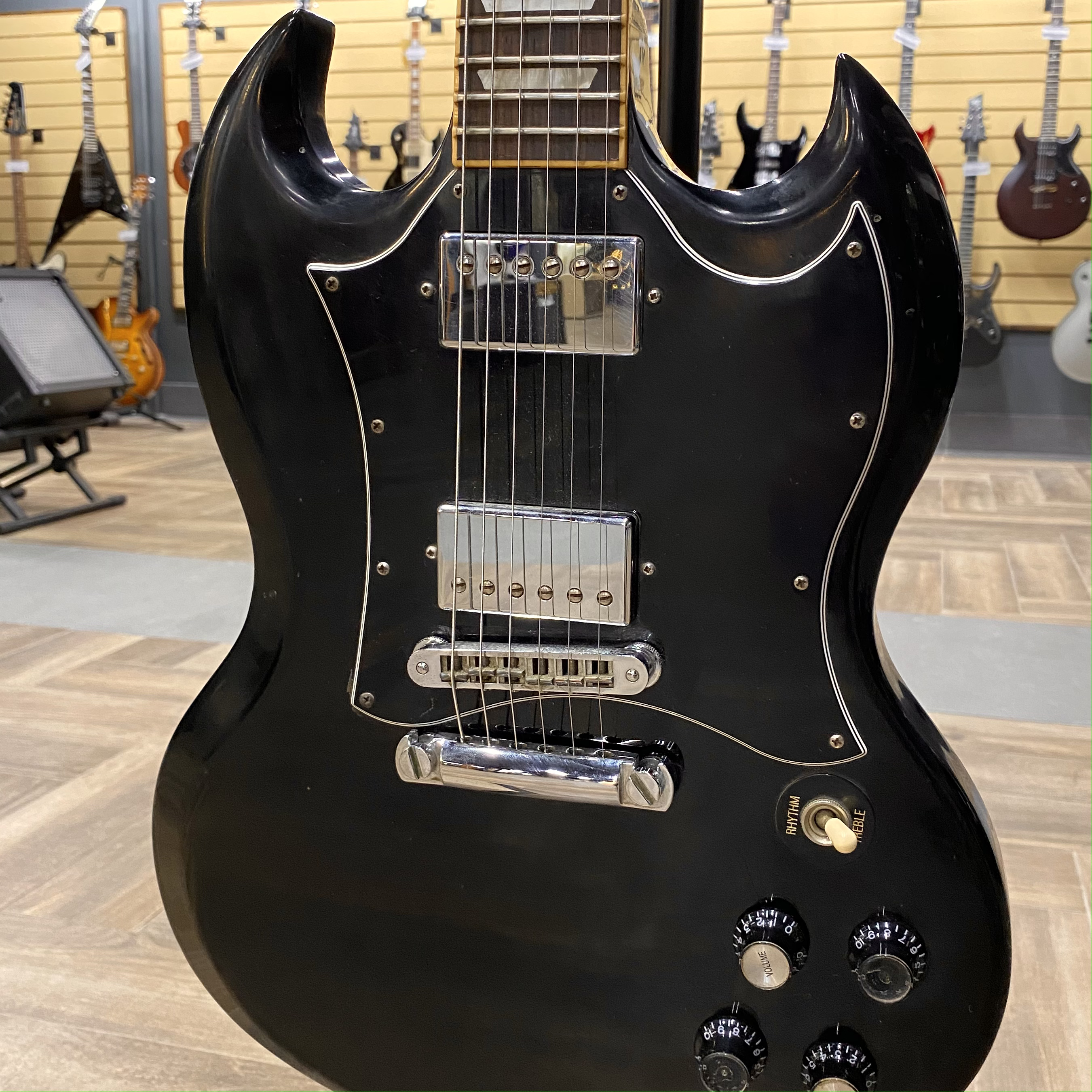 Gibson SG Standard 2008 электрогитара. Кейс в комплекте