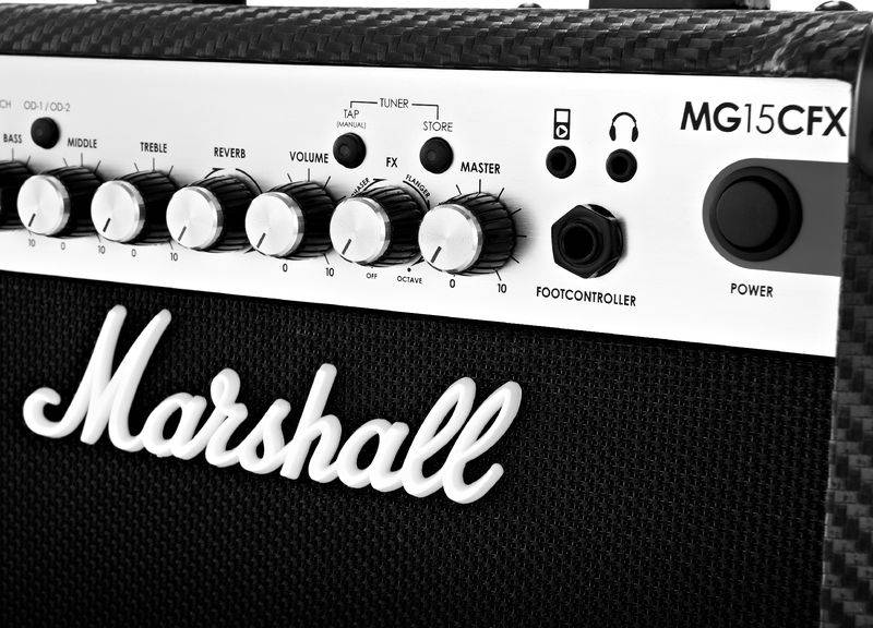 Marshall MG15CFX-E COMBO усилитель гитарный 15Вт