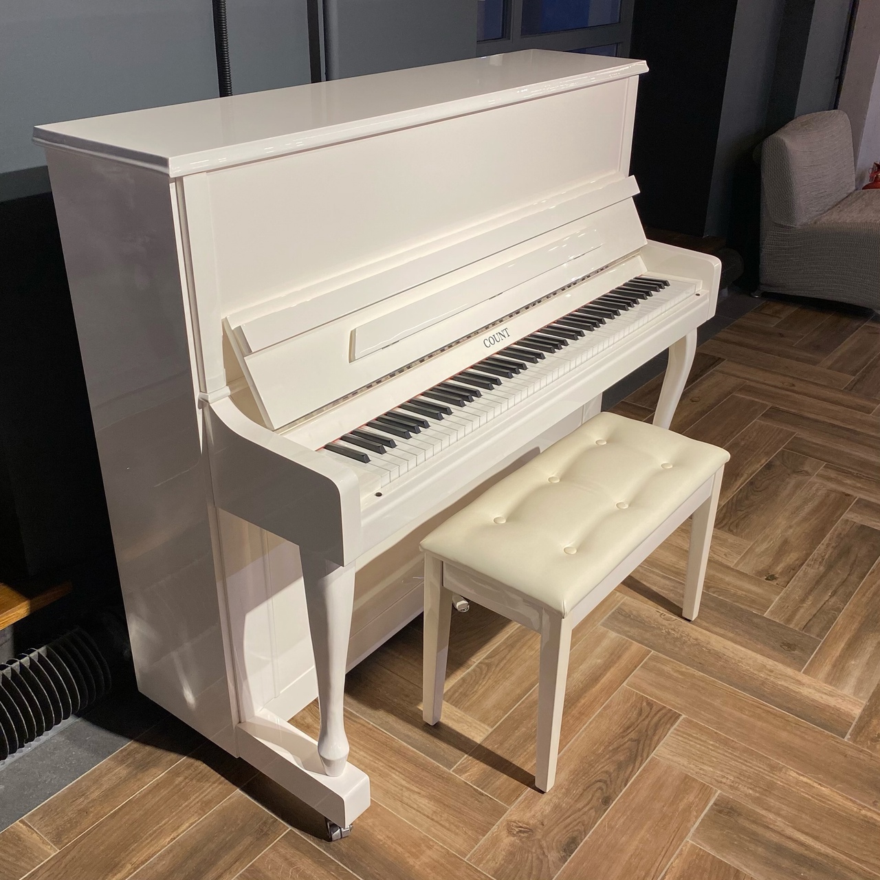 Count Piano C2-E фортепиано. Высота 124см. Цвет белый полированный