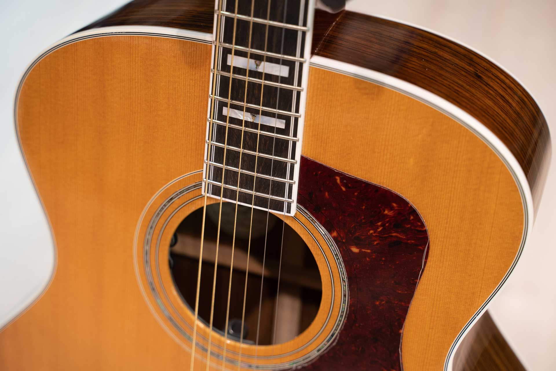Guild F50R USA 2013 акустическая гитара. Кейс в комплекте