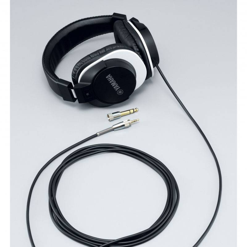 Yamaha HPH-MT 120 мониторные наушники. Цвет черный