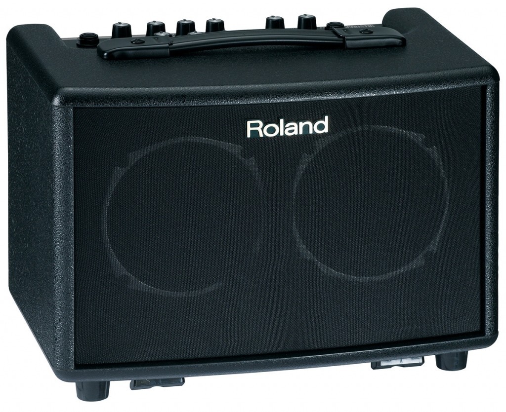 Roland AC-33 гитарный акустический комбо
