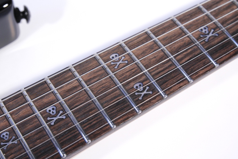 ESP/LTD KH330BLK Электрогитара. Подписная модель Kirk Hammet, корпус липа, привинч. гриф клен, 25.5"