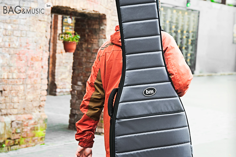 Bag&Music BM1033 Bass Pro (серый) полужесткий чехол для бас-гитары, утепленный