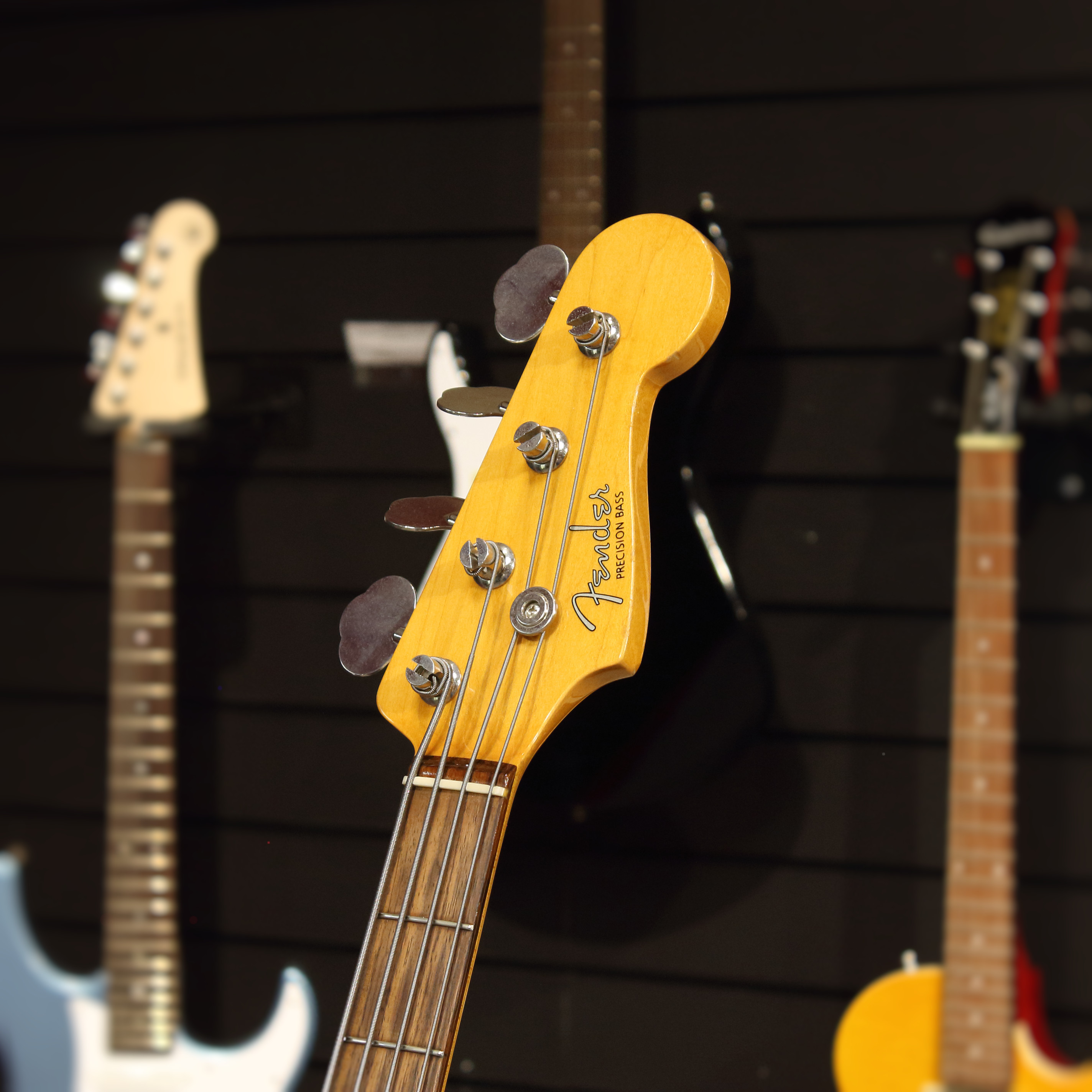 Fender Precision Bass PJ-mod CIJ 2004-2005 бас-гитара