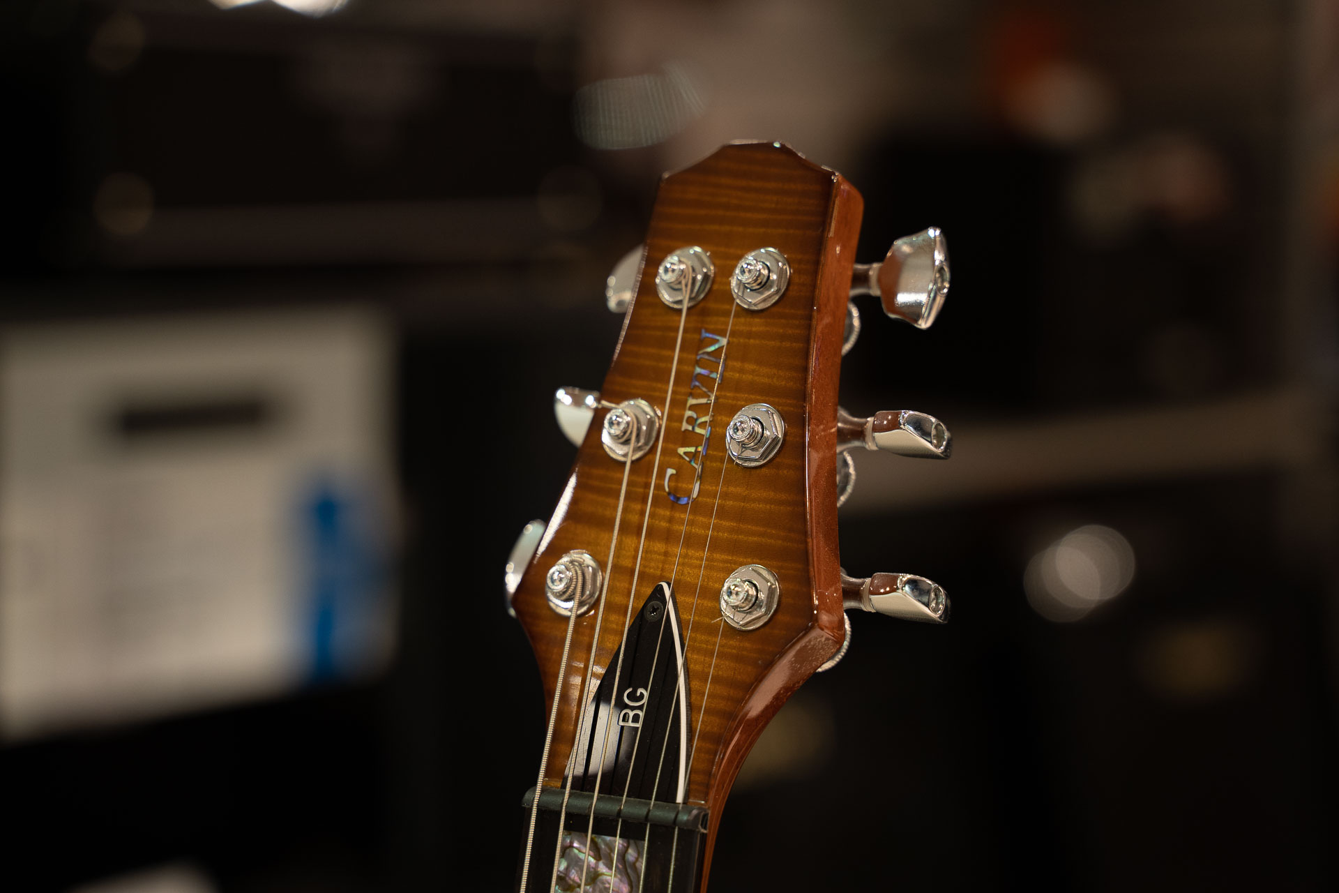 Carvin H-550 2000 USA полуакустическая гитара