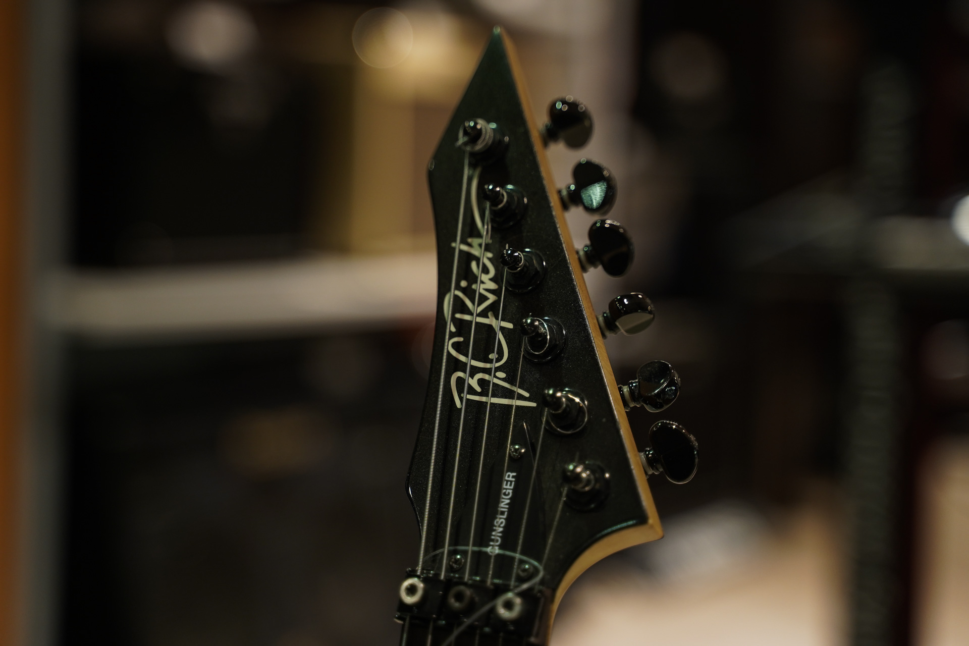 B.C. Rich Gunslinger Power DH EMG электрогитара Korea 2010  