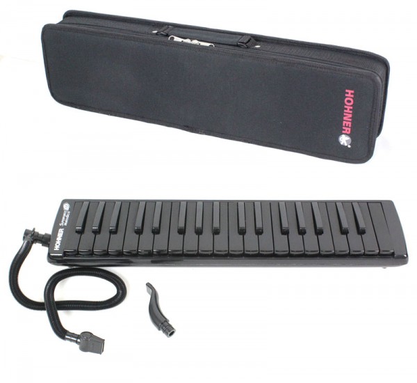 Hohner Superforce 37 духовая мелодика 37 клавиш, медные язычки, пластиковый корпус, цвет черный