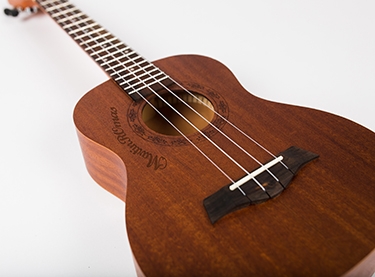 Martin Romas MR-03F (26") Укулеле тенор (гавайская гитара), чехол в комплекте