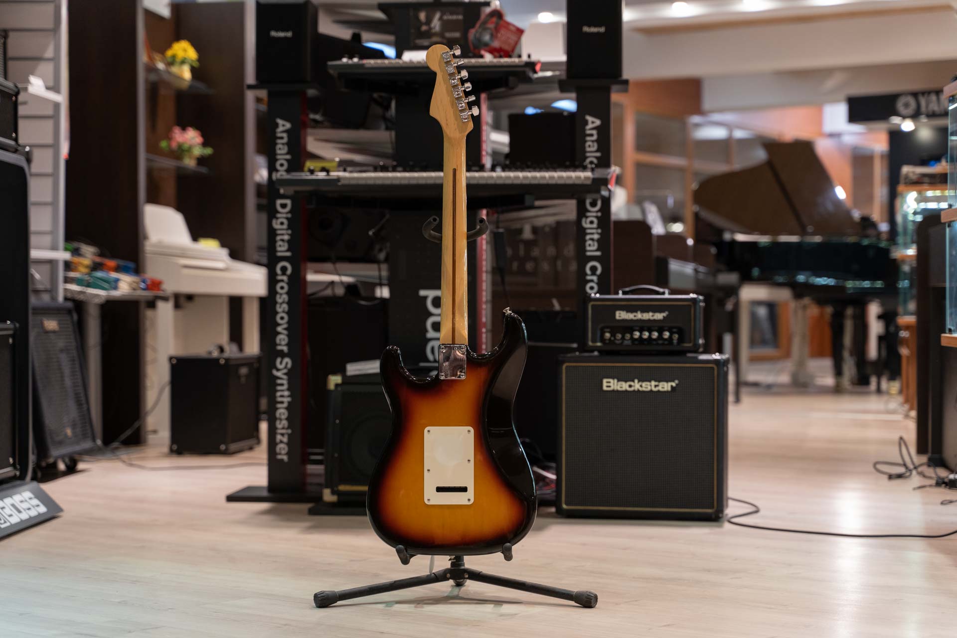 Fender Stratocaster SSS Mexico 2003 электрогитара