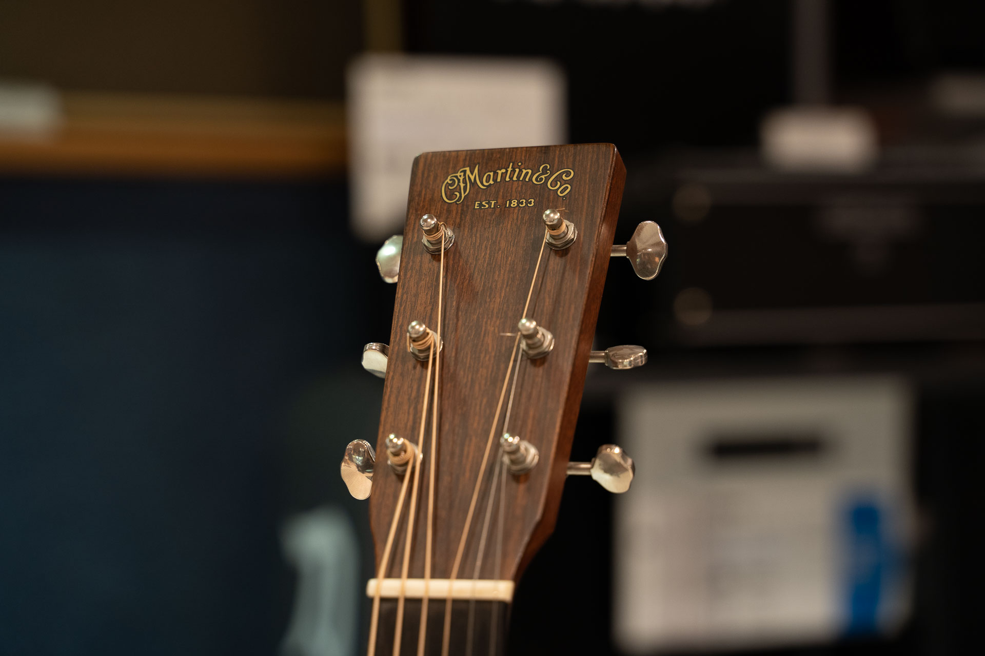 Martin D-18 Dreadnought USA 2006 акустическая гитара