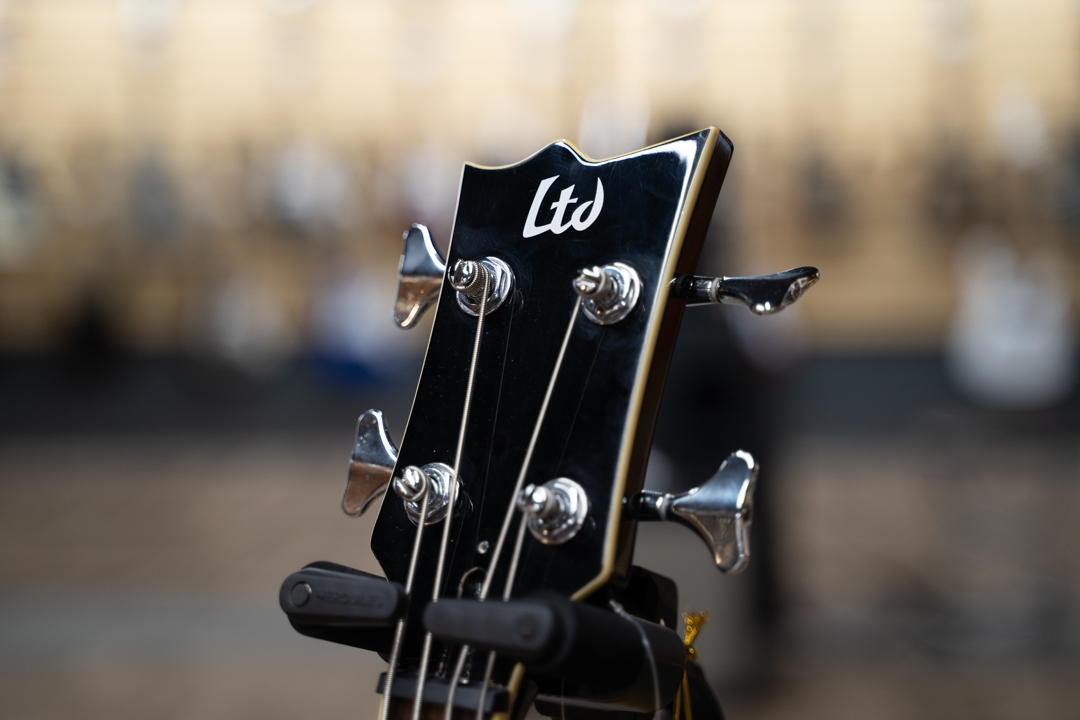 ESP LTD EC-304 Korea 2000-е бас-гитара. Чехол в комплекте
