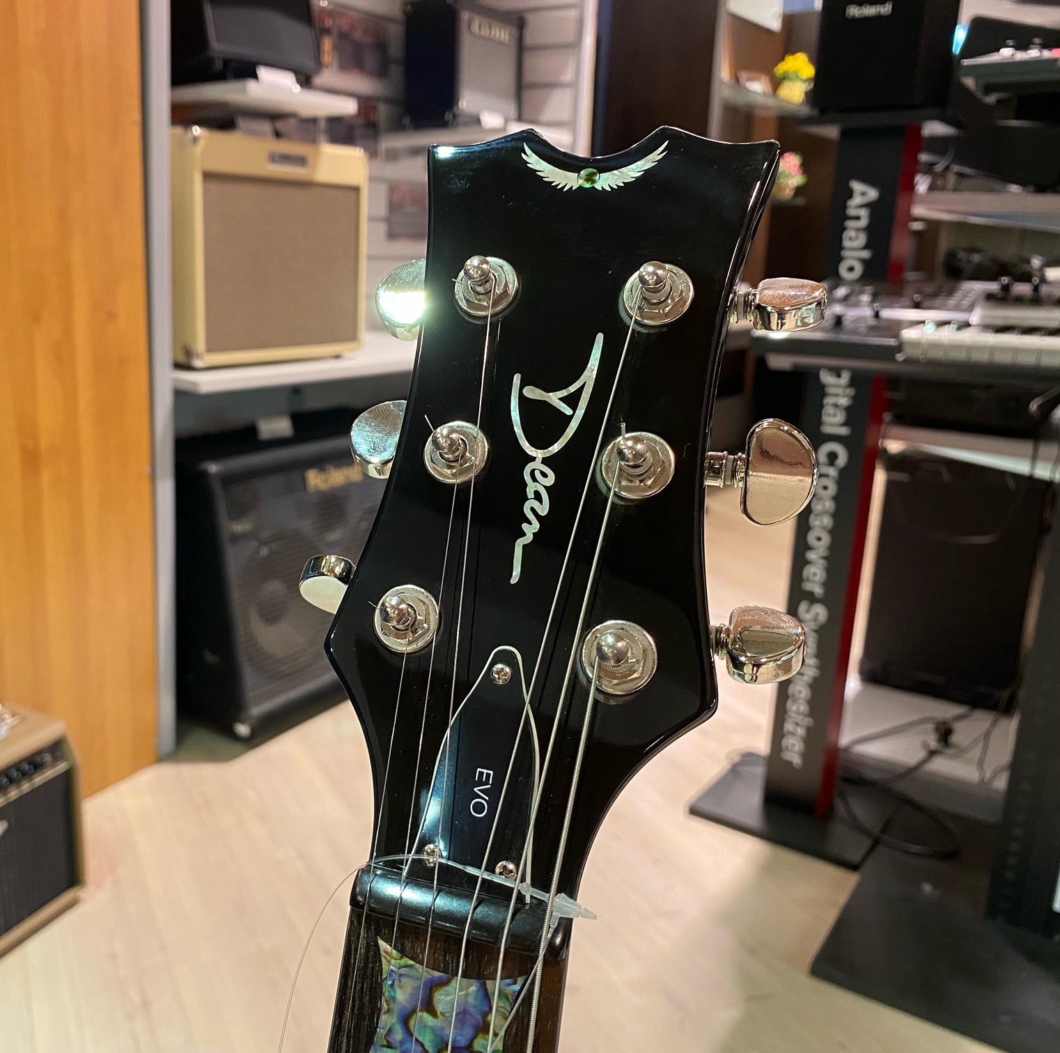 Dean Evo Special Select Quilt Tiger LH 2007 Korea электрогитара. Чехол в комплекте