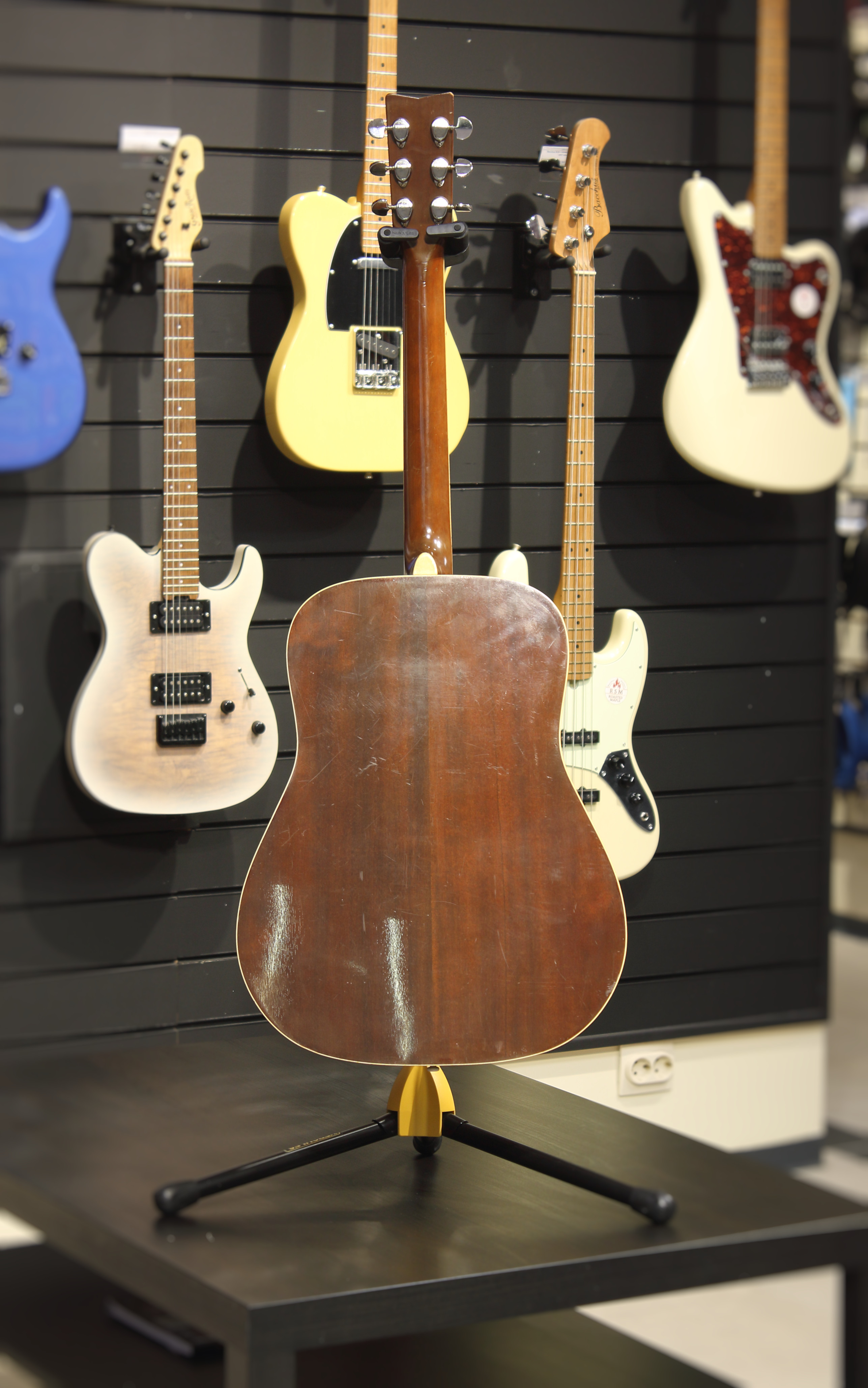 Yamaha FG-200D Japan акустическая гитара 1980