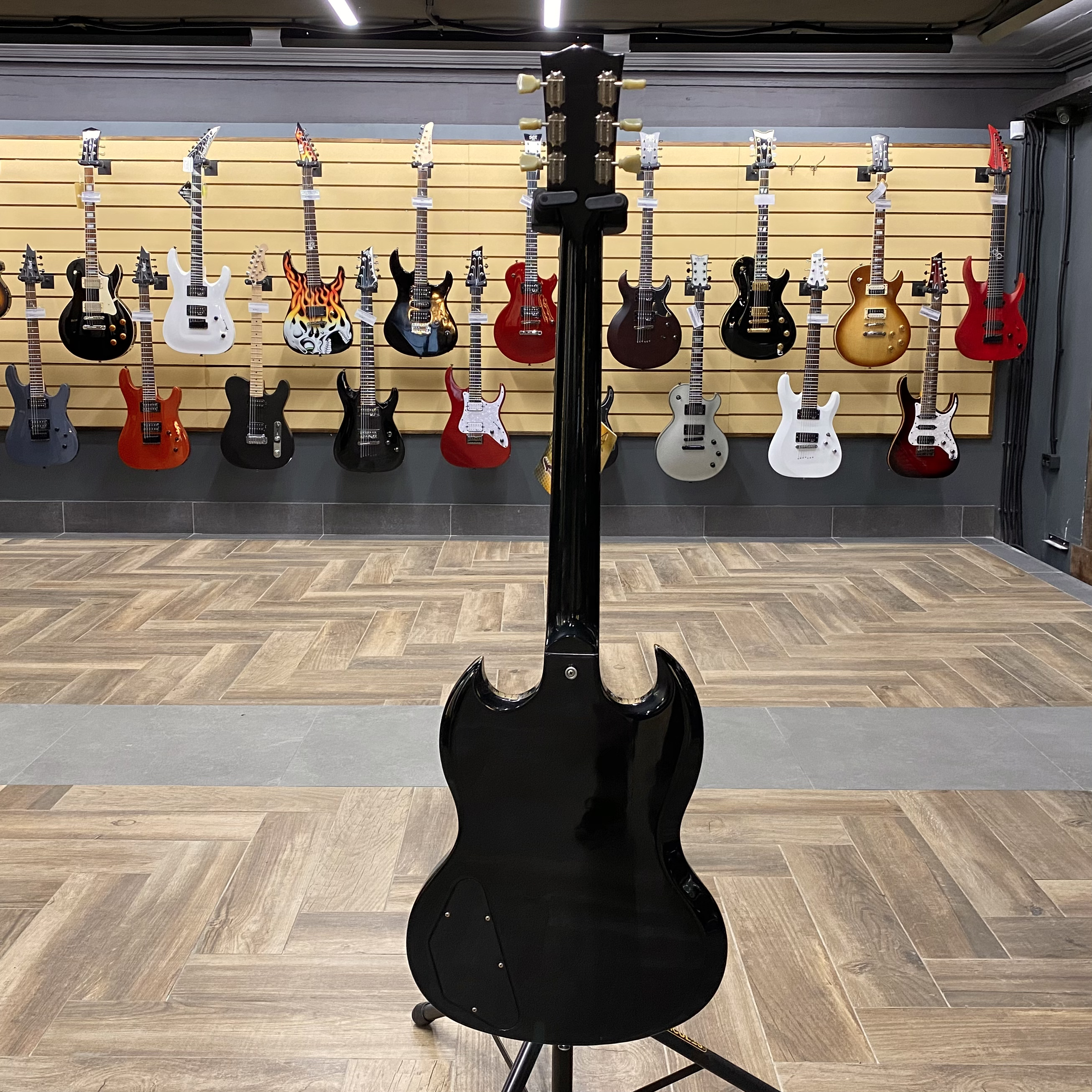 Gibson SG Standard 2008 электрогитара. Кейс в комплекте