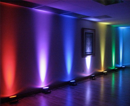 Chauvet Slim PAR 56 светодиодный прожектор направленного света. 108х10мм