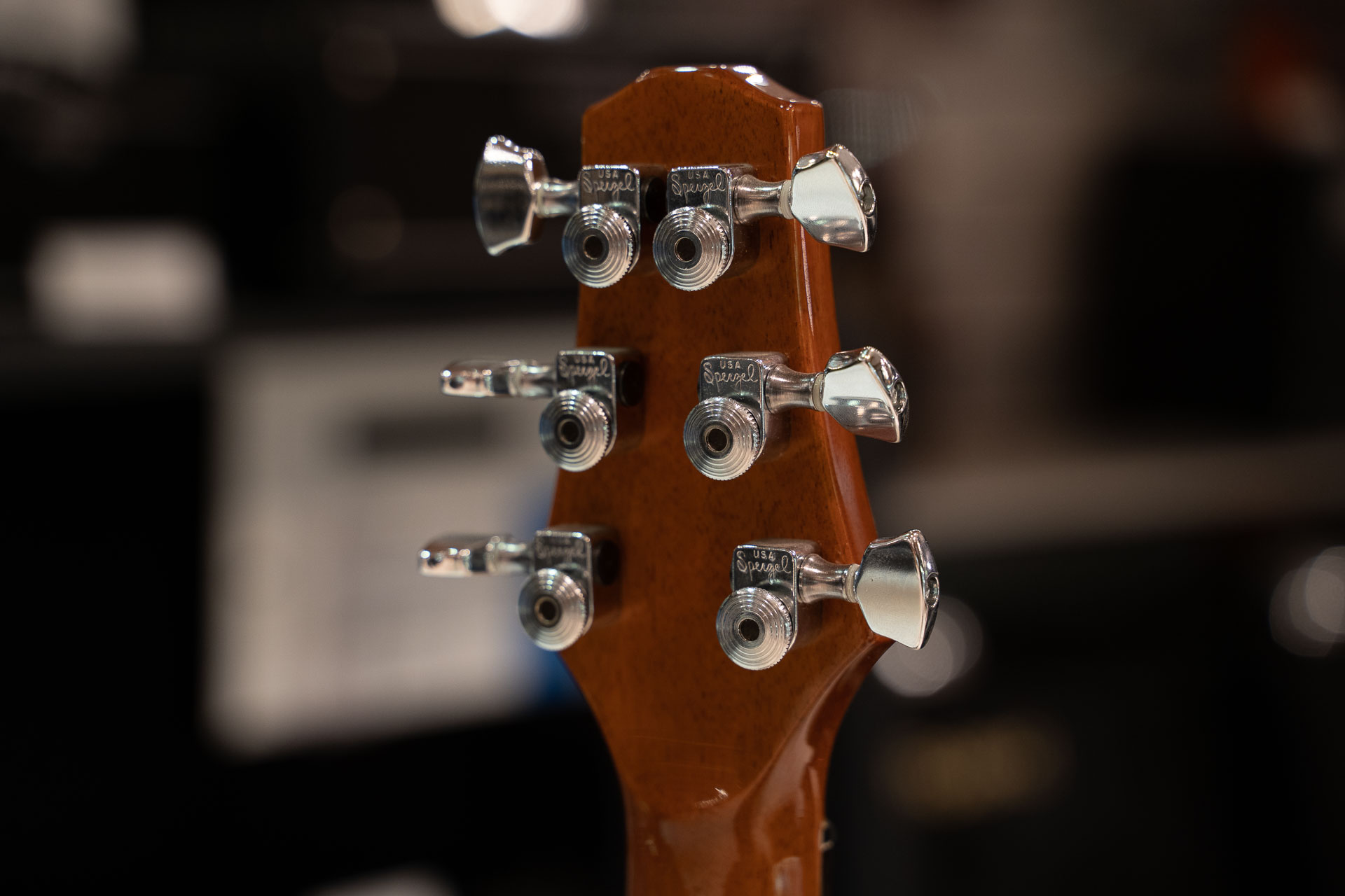 Carvin H-550 2000 USA полуакустическая гитара