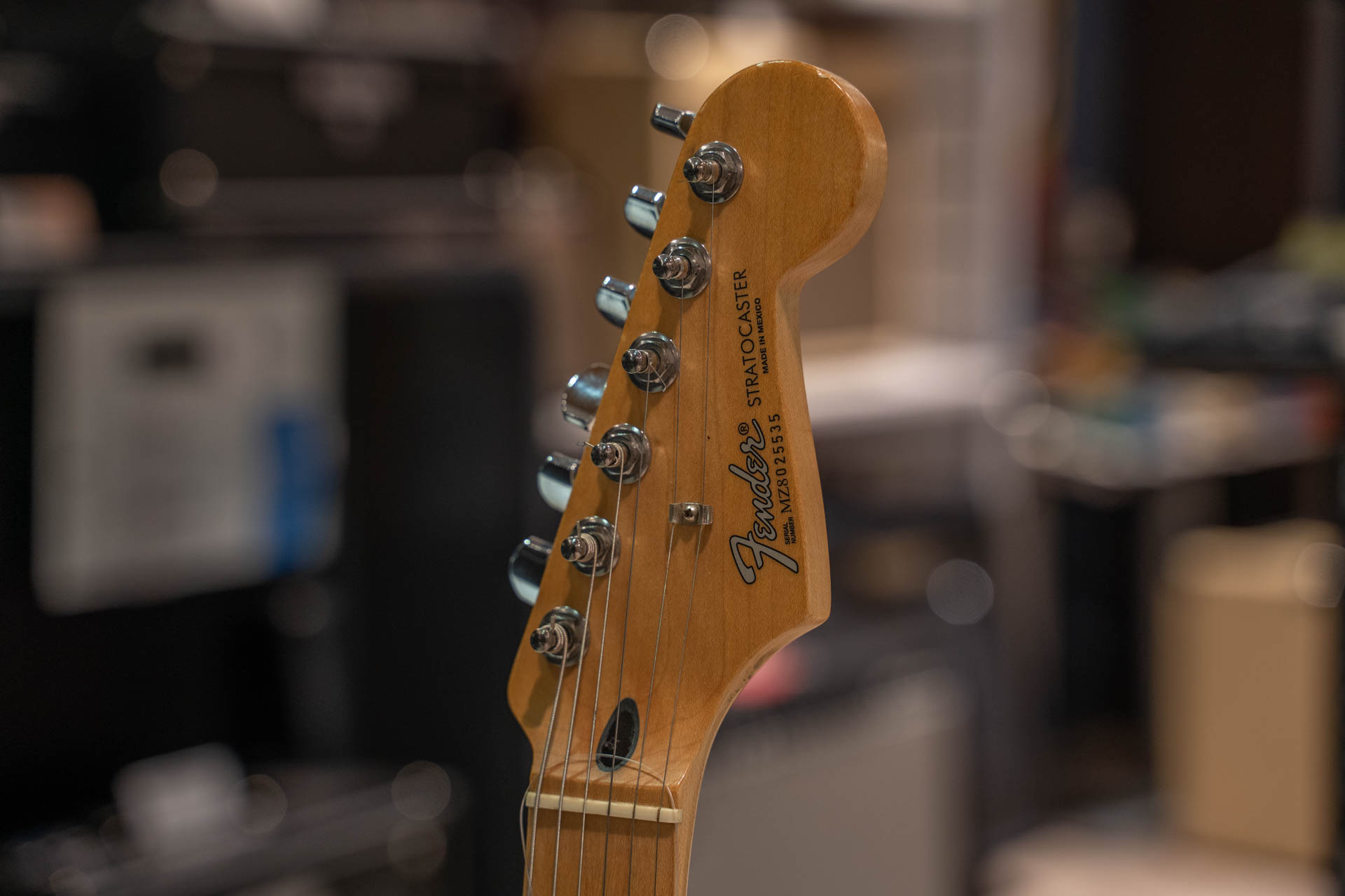 Fender Stratocaster HSS Mexico 2008 электрогитара
